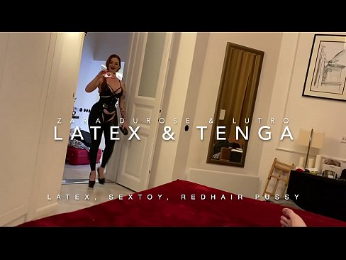 ❤️ Redheaded stepsister in latex costume yakasvirwa na stepbrother DzeBonde ❤